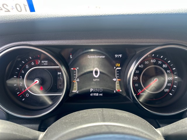 Used 2022 Firecracker Red Clearcoat Jeep Mojave image 19