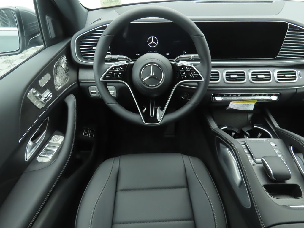 2026 Mercedes Benz GLE 450e 4MATIC photo 9