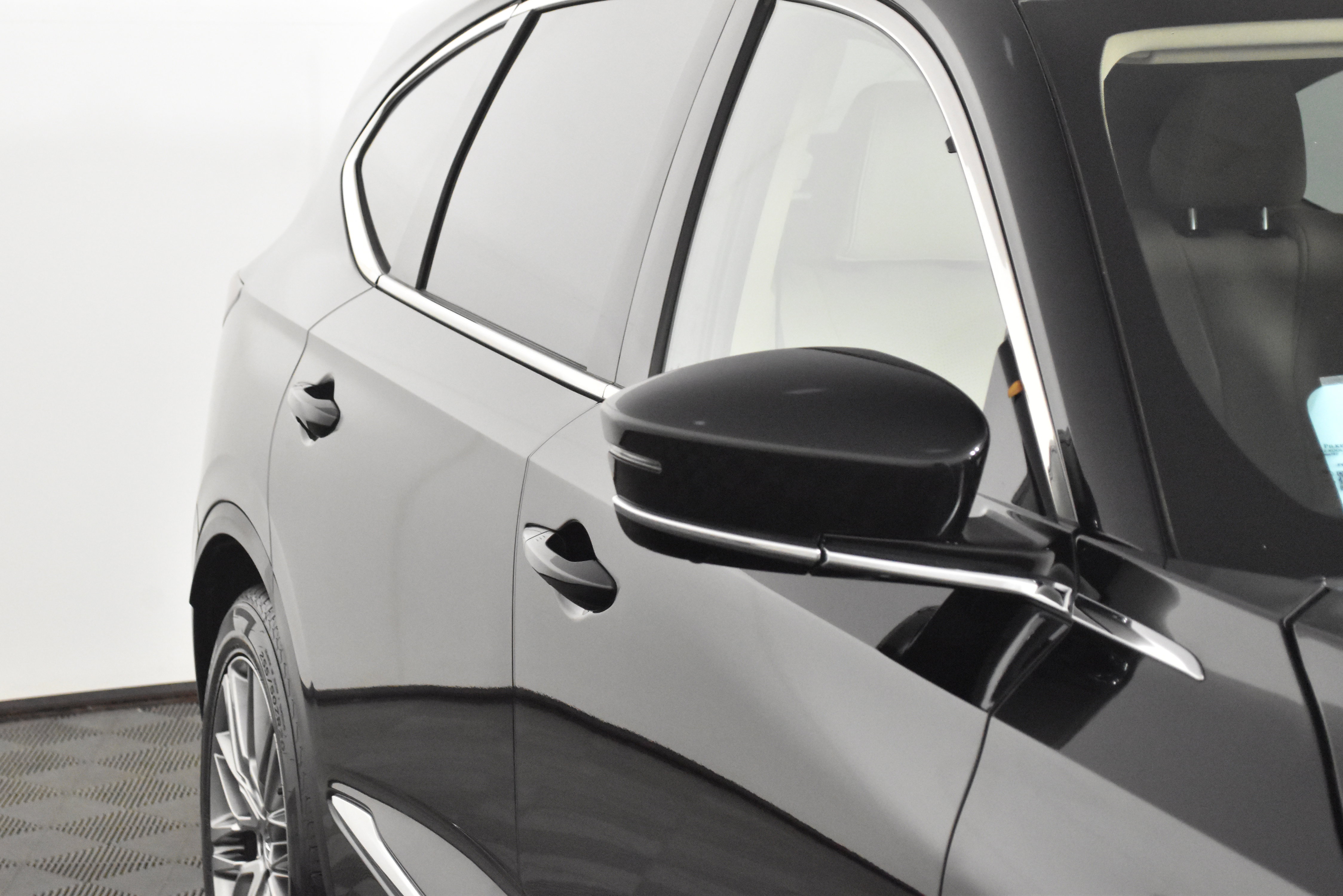 2022 Acura MDX Advance photo 3