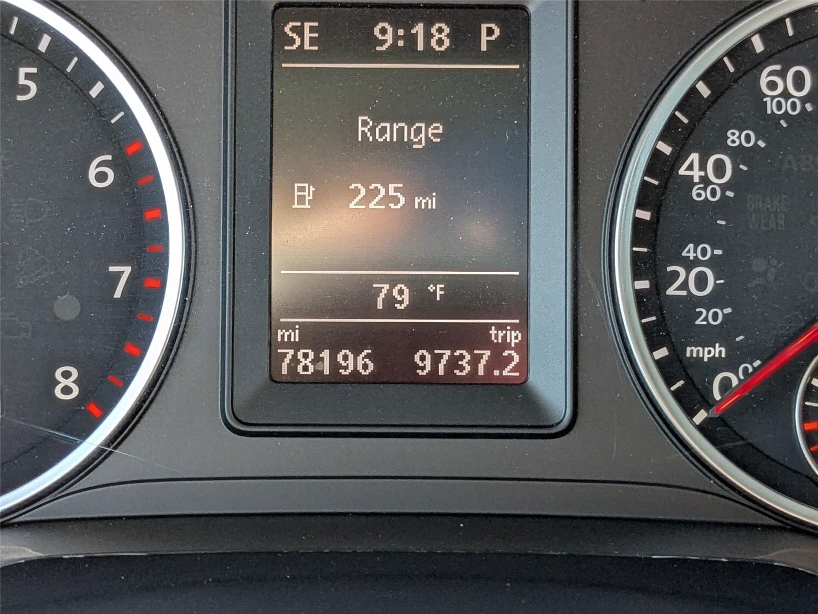2017 Volkswagen Tiguan Wolfsburg Edition photo 20