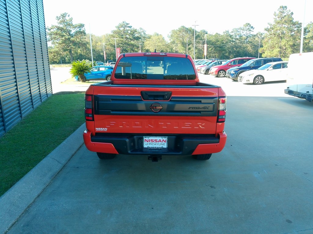 2025 Nissan Frontier Crew Cab PRO-4X photo 4