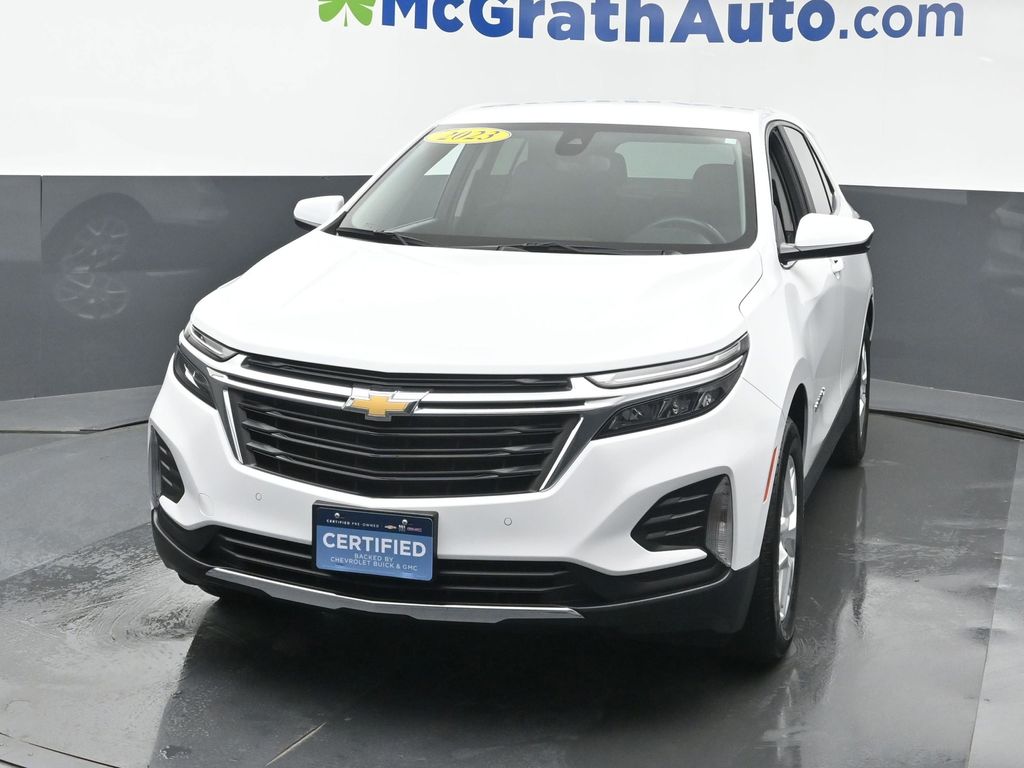 2023 Chevrolet Equinox LT photo 3