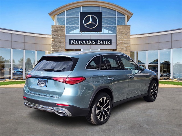 2026 Mercedes Benz GLC 350e 4MATIC photo 3