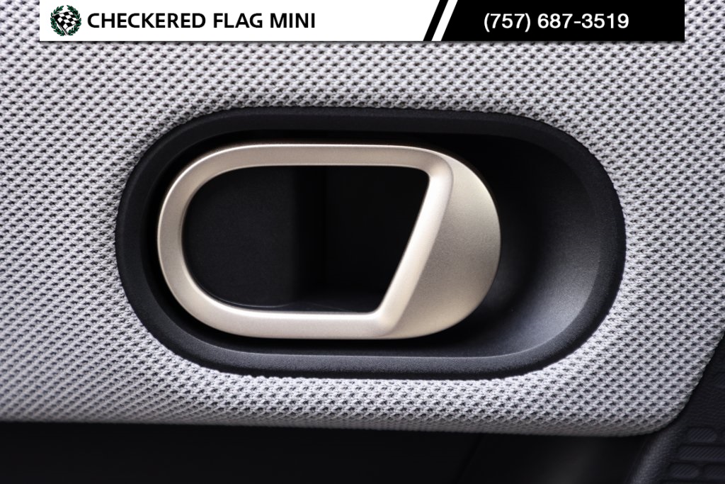 2025 Mini Cooper S Iconic photo 17