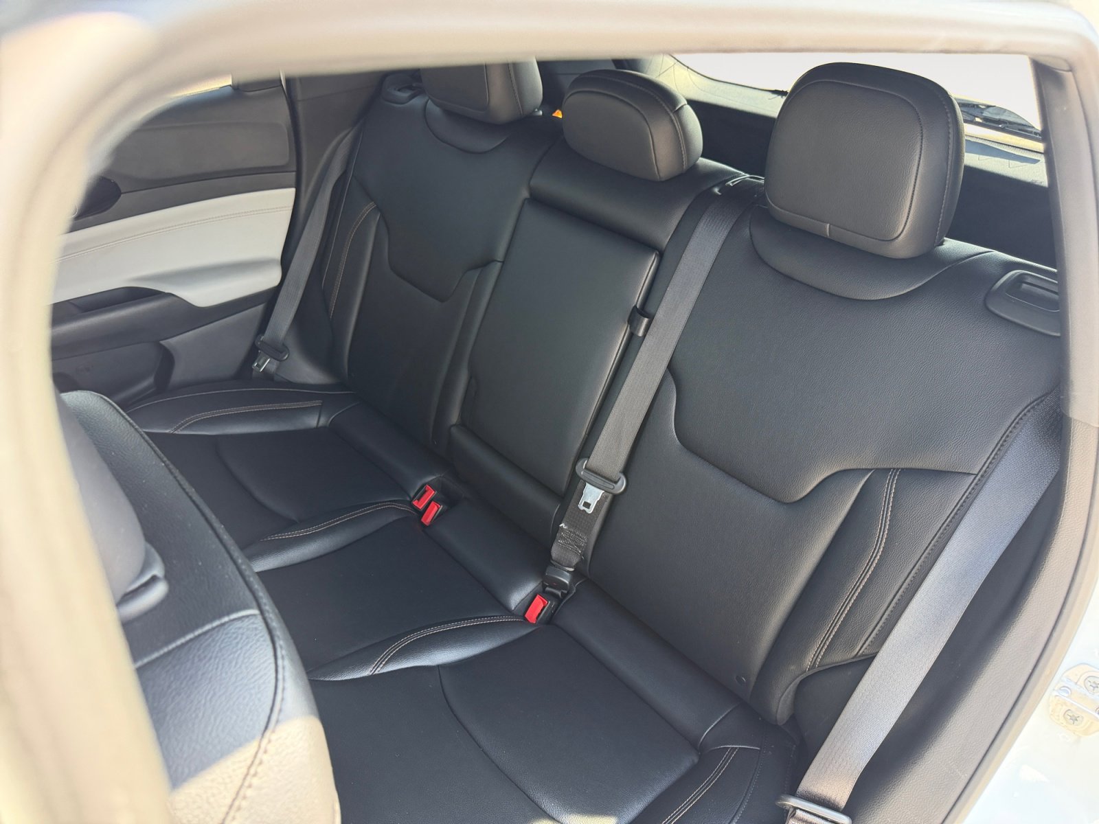 2024 Jeep Compass Limited photo 17