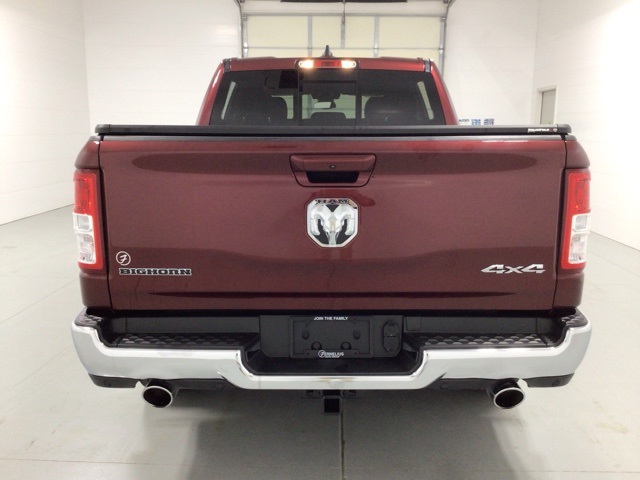 2021 Ram 1500 photo 3