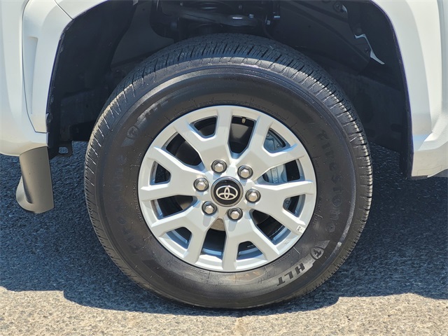 2024 Toyota Tacoma SR5 photo 11
