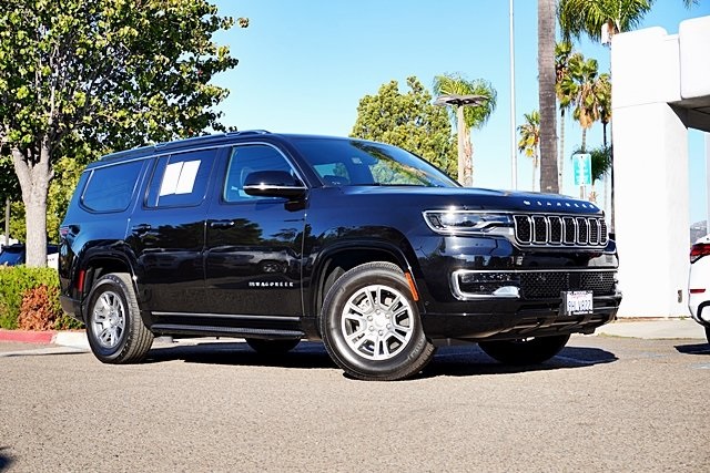 Used 2023 Black Jeep Base image 1