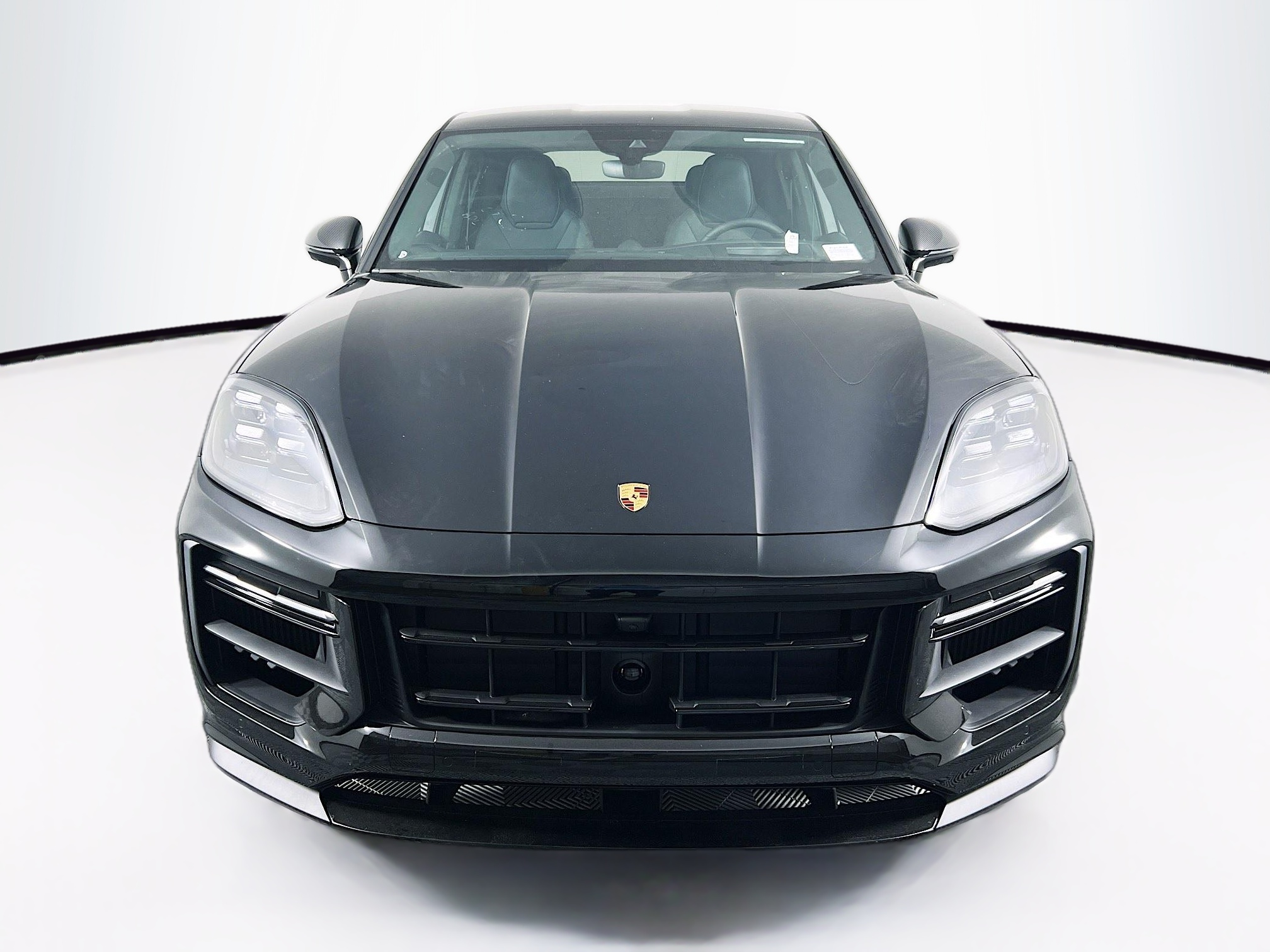 2025 Porsche Cayenne Turbo GT photo 3