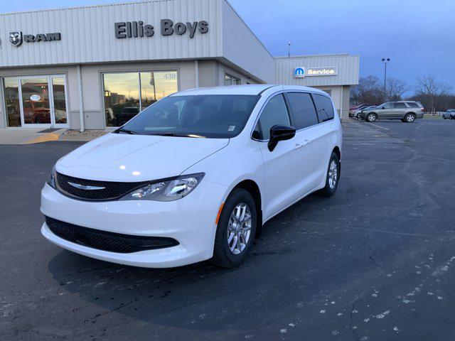 2026 Chrysler Voyager LX's photo