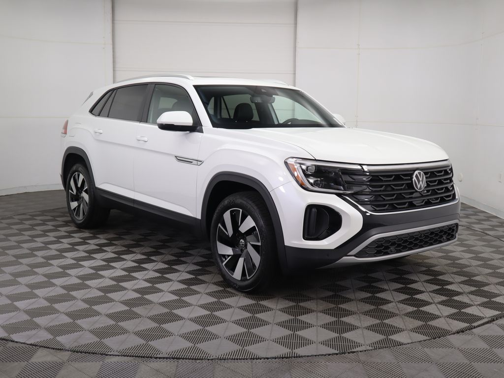 2026 Volkswagen Atlas Cross Sport SE Technology photo 2
