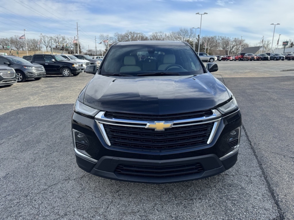 Used 2023 Chevrolet Traverse LS with VIN 1GNERFKW8PJ112282 for sale in Kansas City