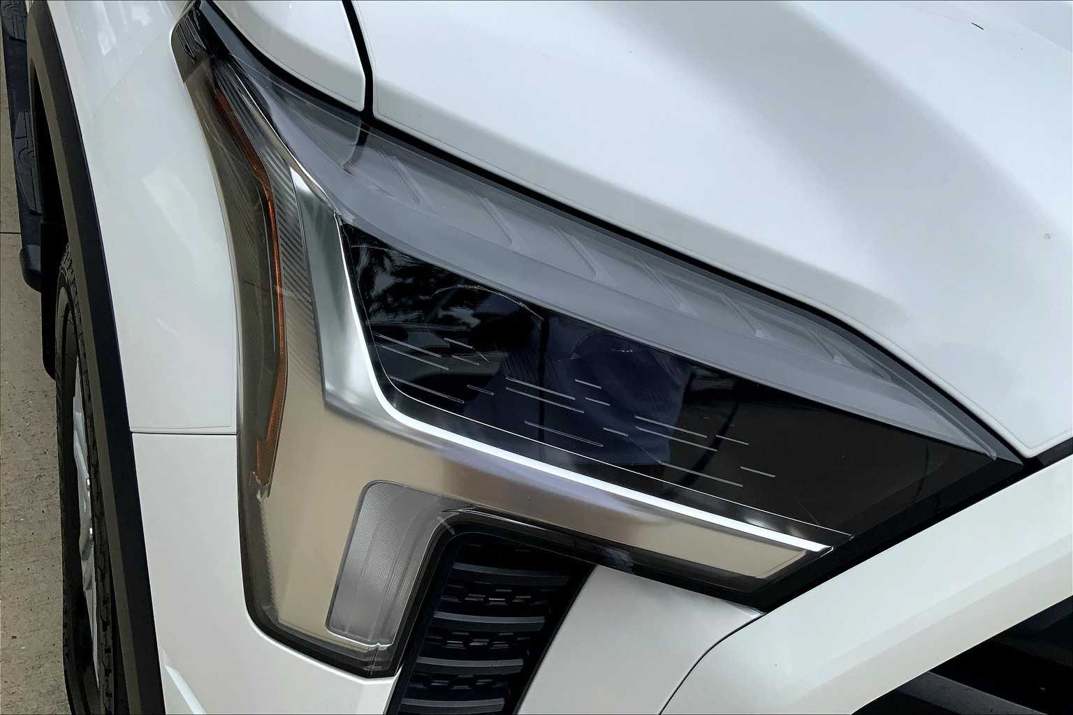 2022 Toyota Tundra SR5 CrewMax photo 24