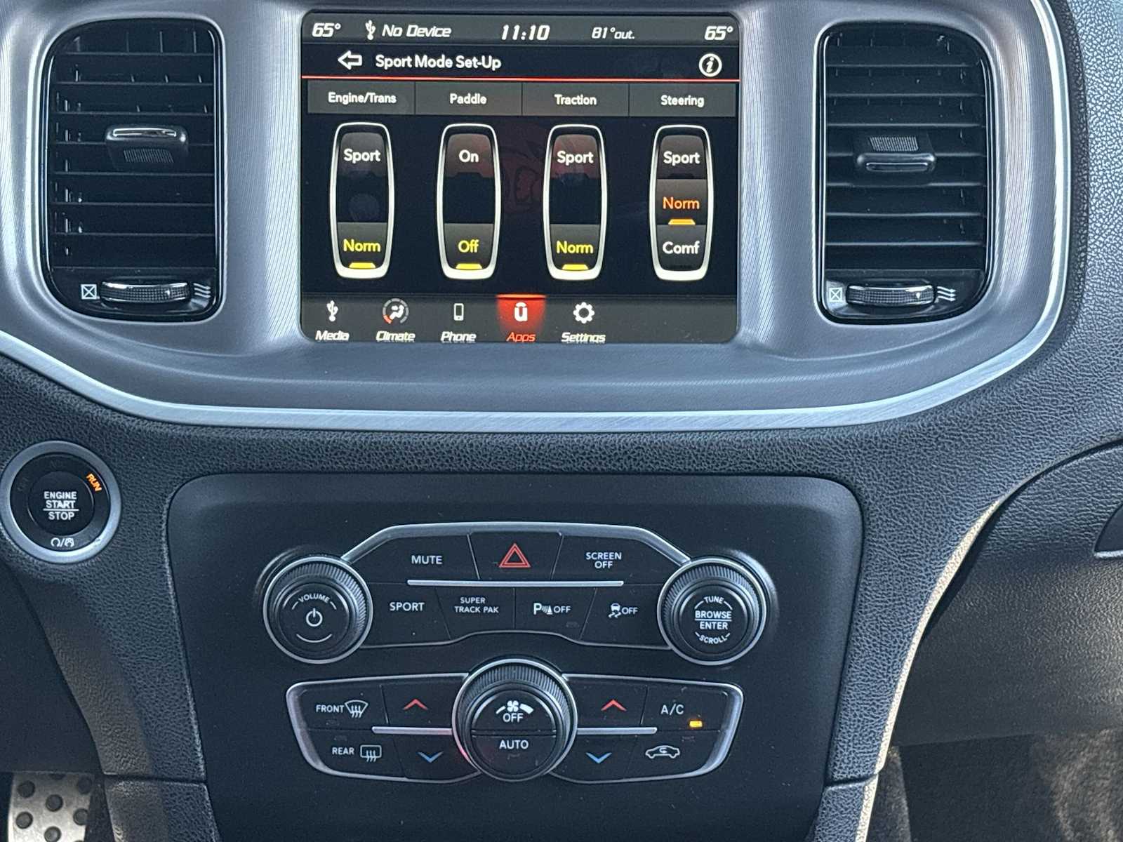 2022 Dodge Charger R/T photo 19