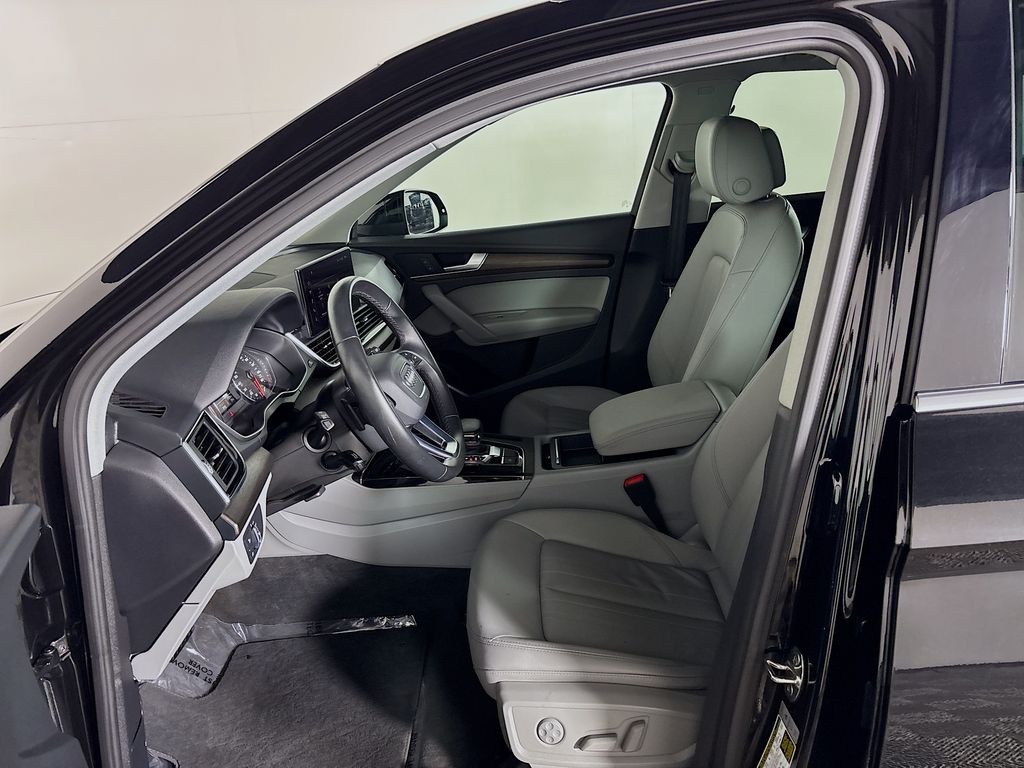 2022 Audi Q5 45 S line Premium photo 11