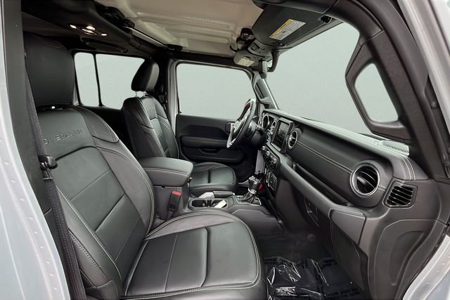 2022 Jeep Gladiator Overland photo 18