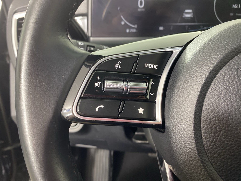 2024 Kia Seltos S photo 12