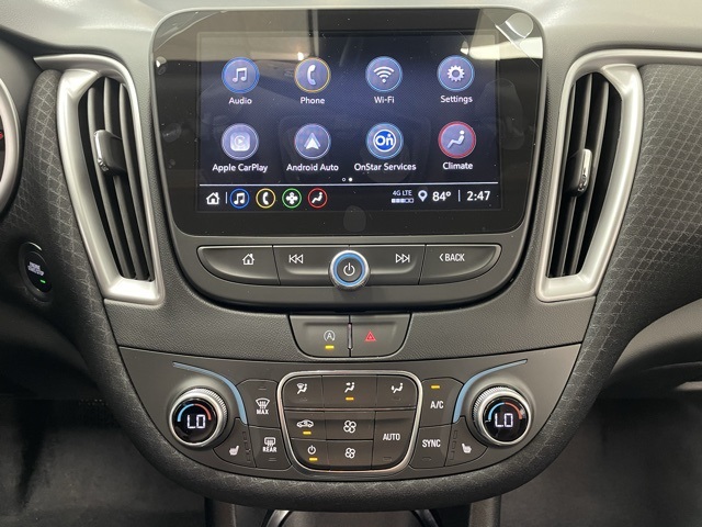 2025 Chevrolet Malibu 1LT photo 2