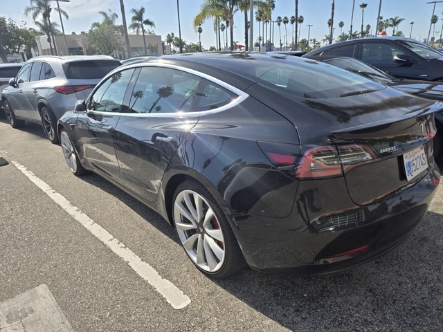 2019 Tesla Model 3 Long Range photo 2