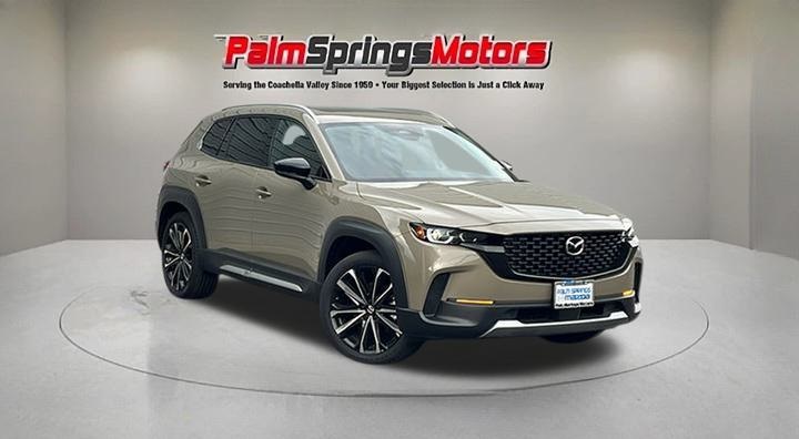 2025 Mazda CX-50 Premium's photo
