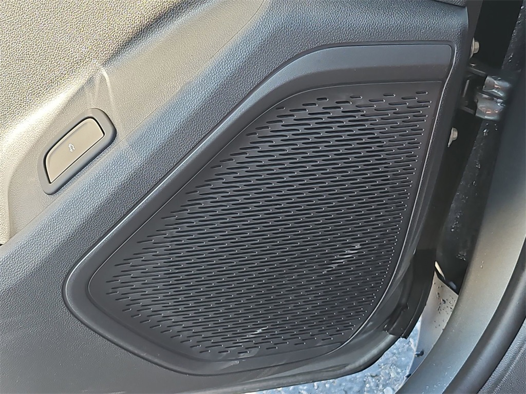 2026 Chevrolet Traverse photo 30
