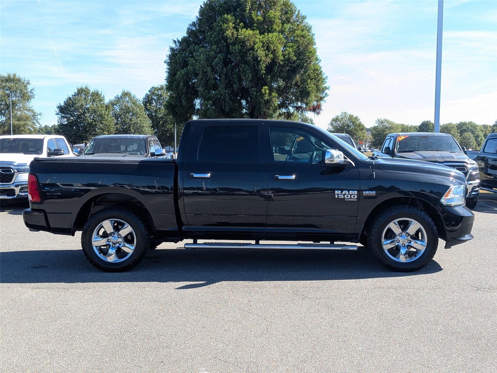 2019 Ram 1500 Classic Express photo 3
