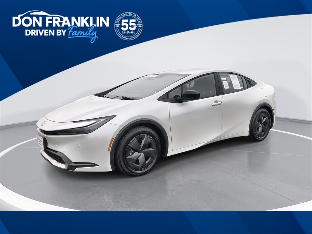 2024 Toyota Prius Prime SE's photo