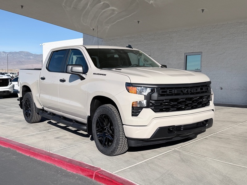 2026 Chevrolet Silverado 1500 Custom's photo