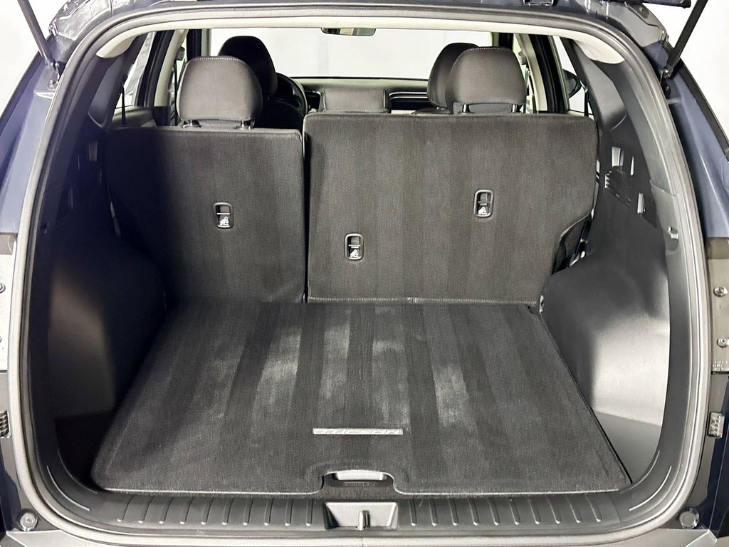 2023 Hyundai Tucson SE photo 15