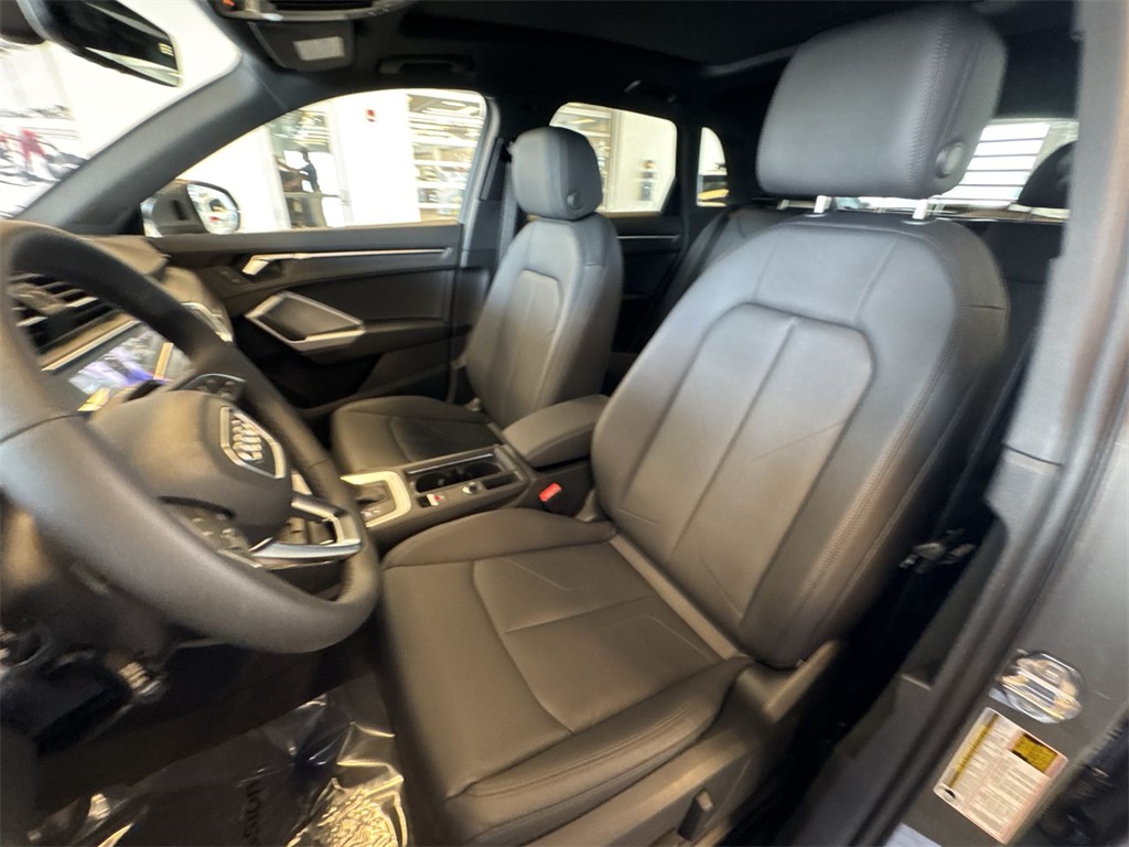 2025 Audi Q3 Premium S line photo 11