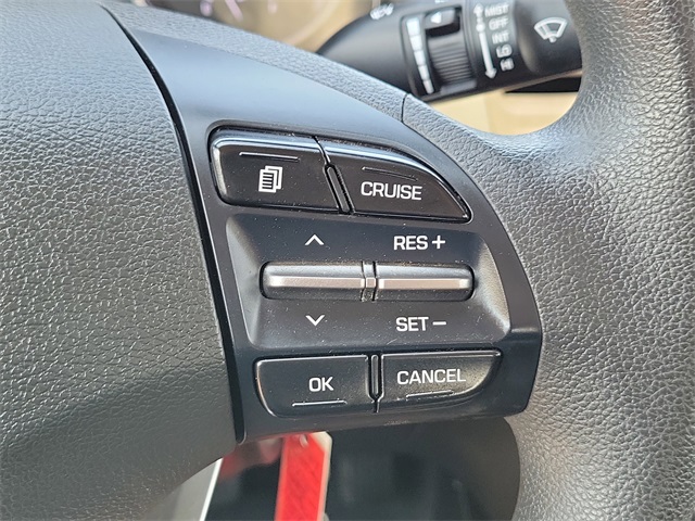 2020 Hyundai Elantra SE photo 22