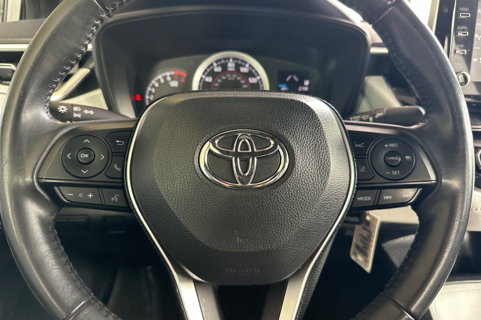 2020 Toyota Corolla SE photo 18