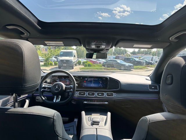 2025 Mercedes Benz GLS 450 4MATIC photo 24