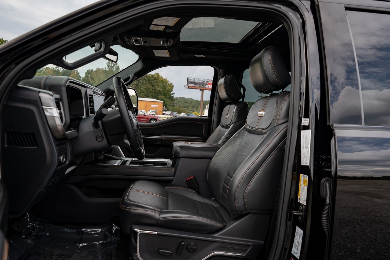 2024 Ford F-450 photo 24