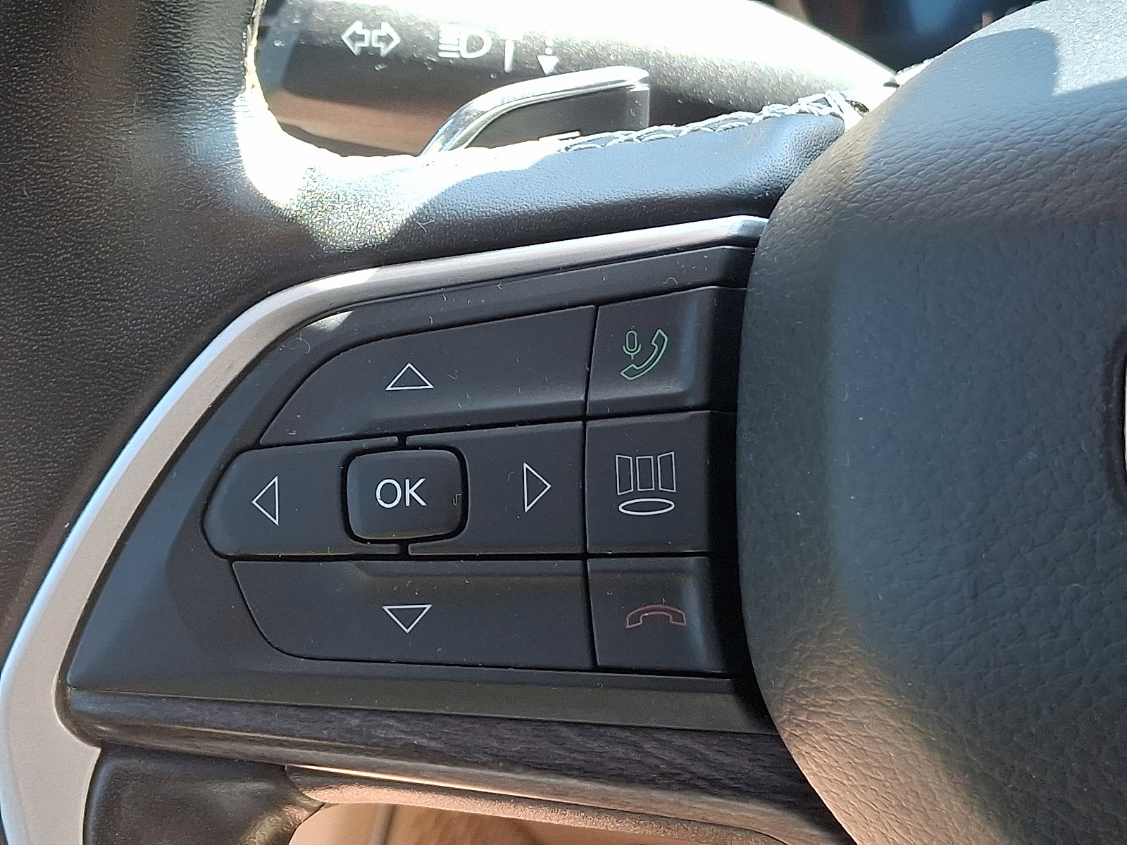 2021 Jeep Grand Cherokee Limited photo 21