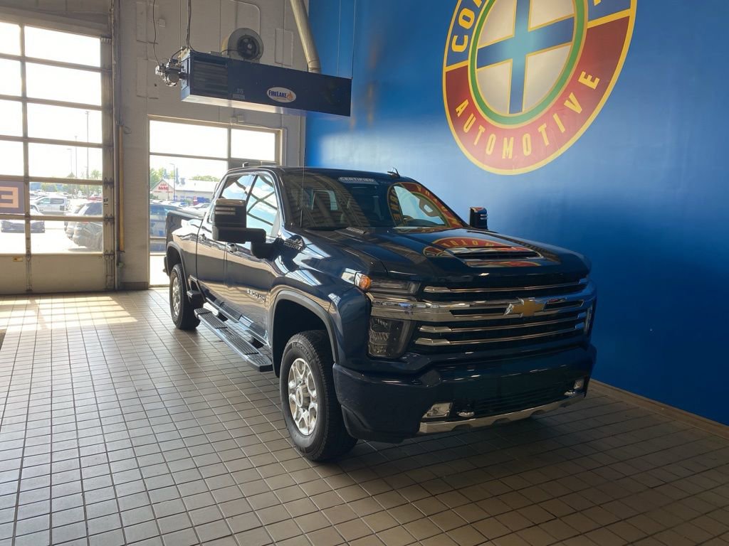 2023 Chevrolet Silverado 3500HD High Country photo 16