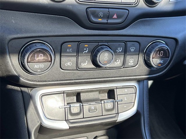 2022 Gmc Terrain SLE photo 22