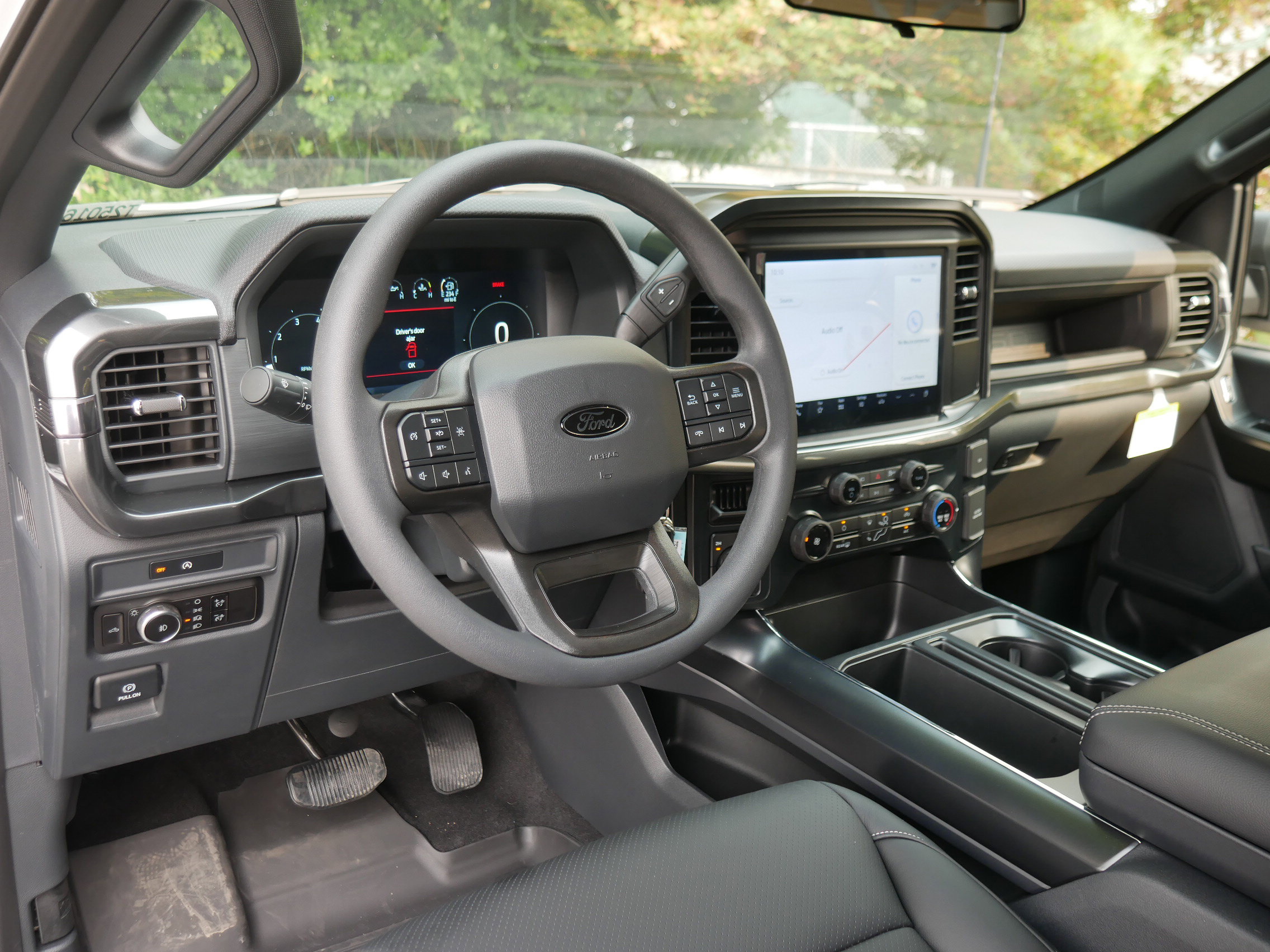 2025 Ford F-150 STX photo 2
