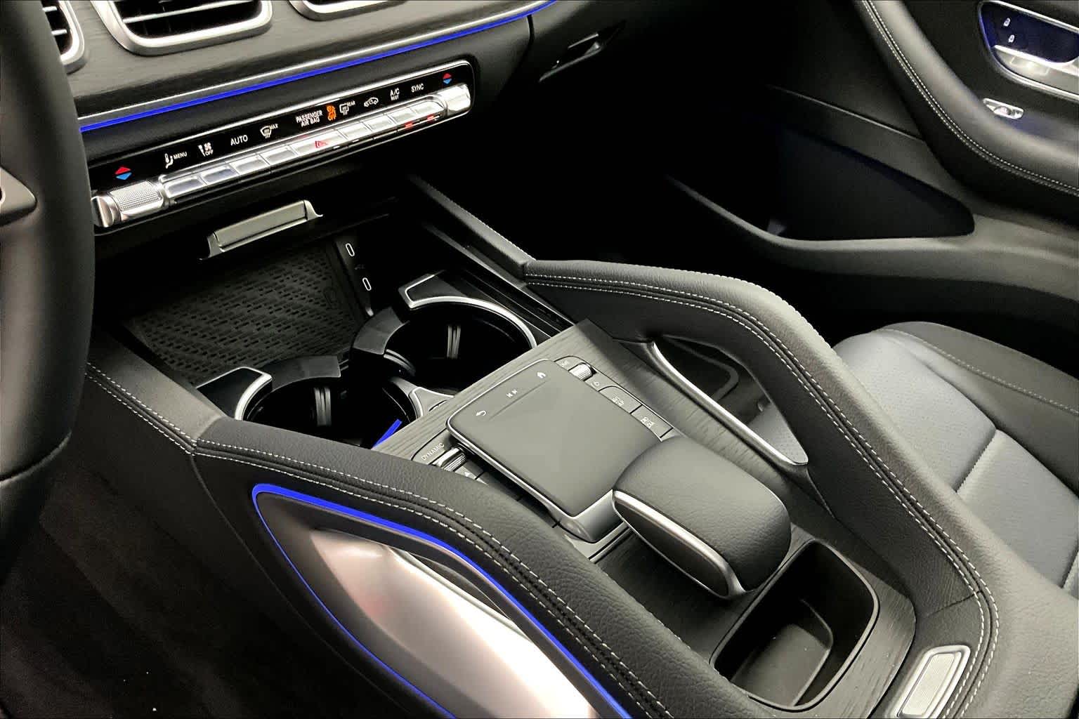 2026 Mercedes Benz GLE 350 4MATIC photo 3