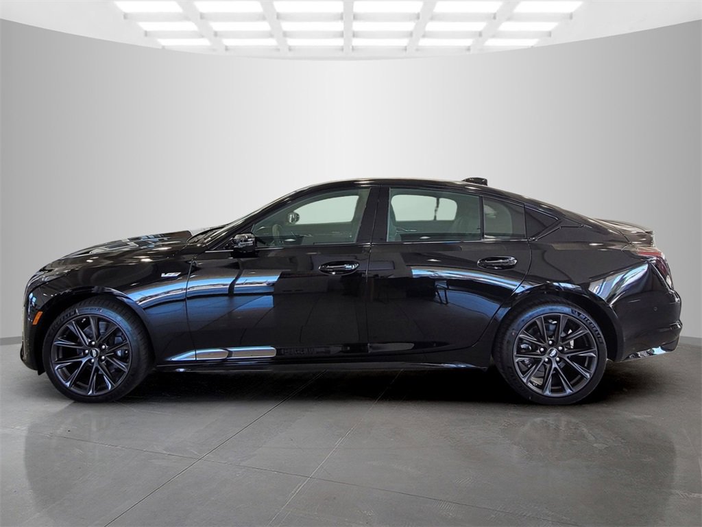 2026 Cadillac CT5 V photo 3