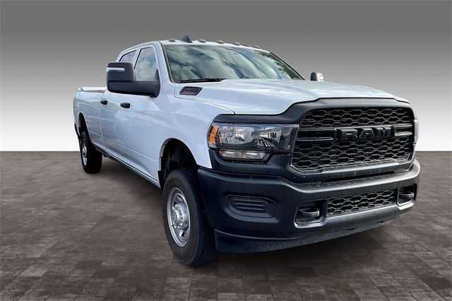 2024 Ram 2500 Tradesman photo 2