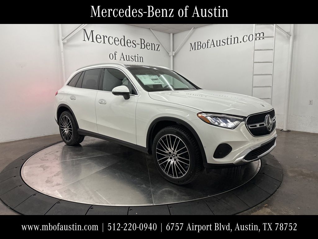 2026 Mercedes-Benz GLC Base's photo