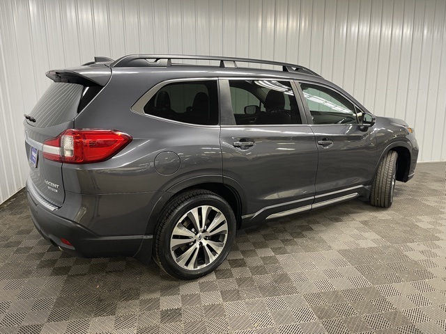 2022 Subaru Ascent Limited photo 3