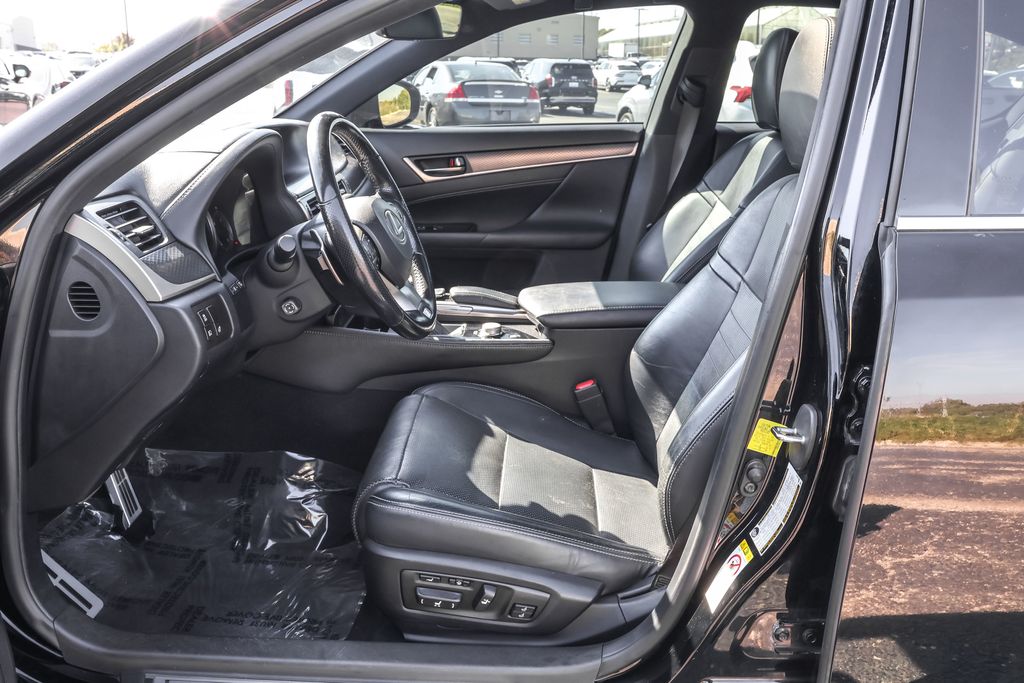 2016 Lexus GS 350 photo 3