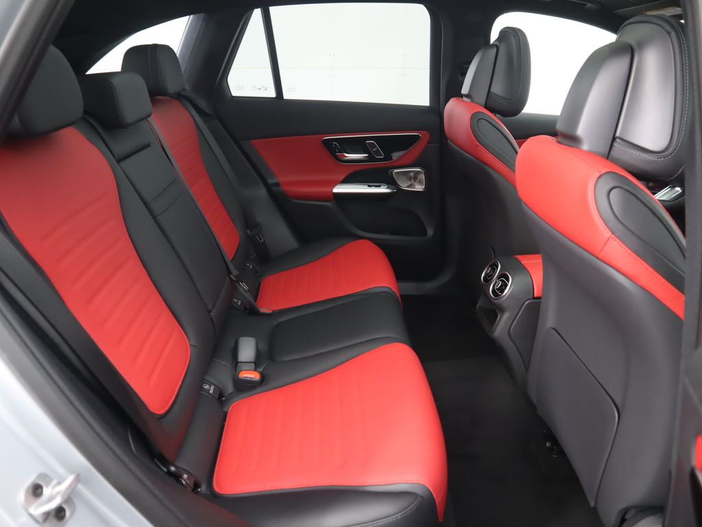 2026 Mercedes Benz GLC 300 photo 22