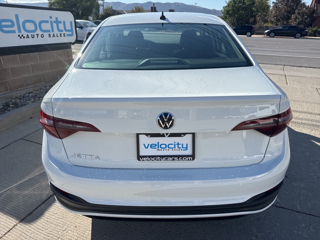 2024 Volkswagen Jetta 1.5T S photo 4