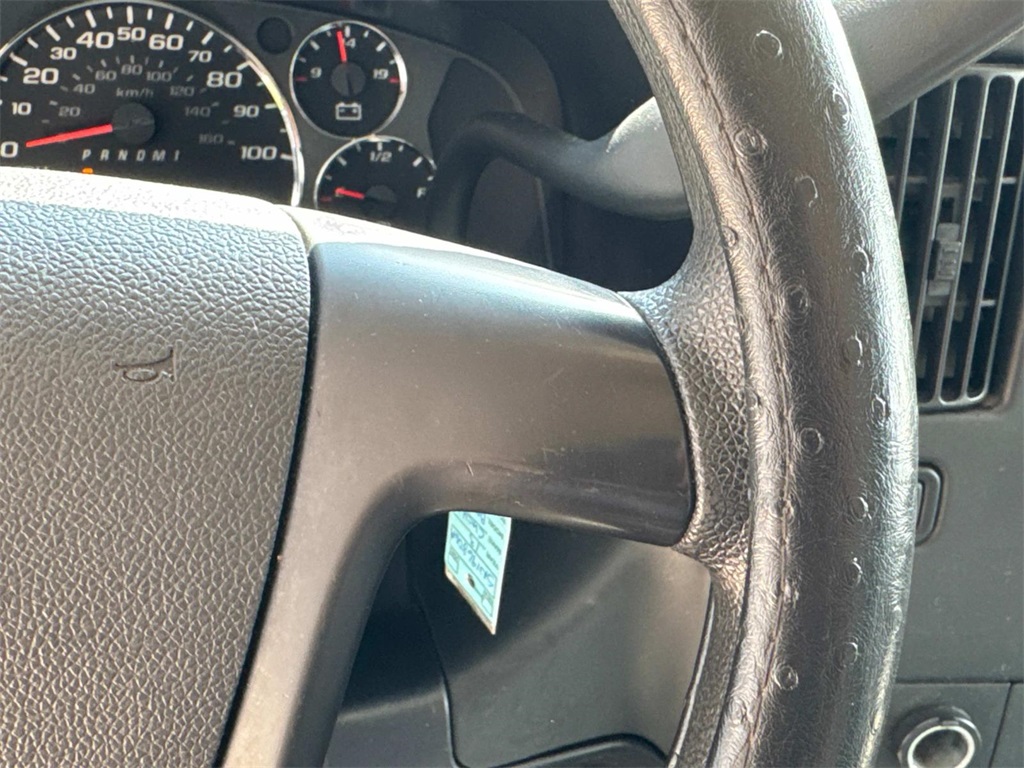 2013 Chevrolet Express 3500 Work Van photo 28