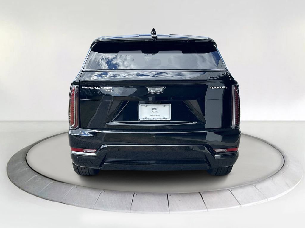 2026 Cadillac Escalade IQ Sport photo 4