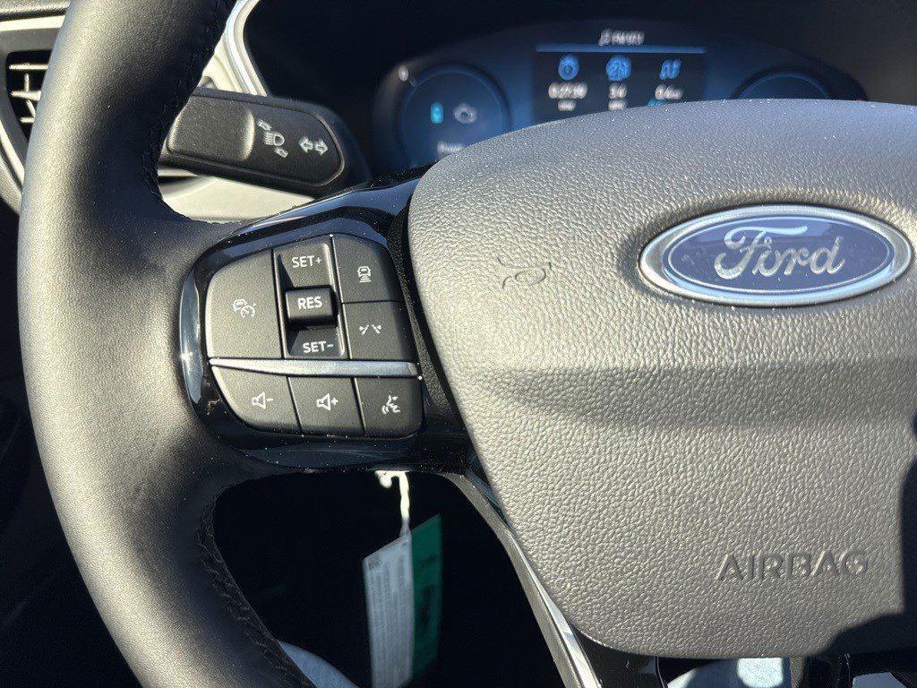 2025 Ford Escape Plug-In Hybrid photo 23