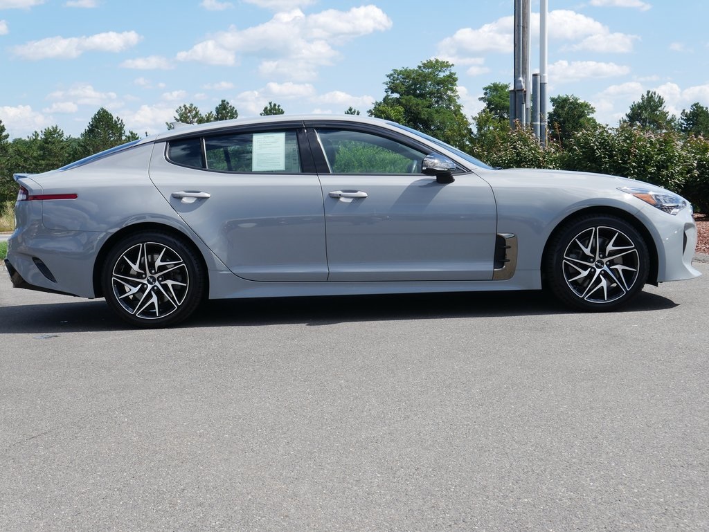 2022 Kia Stinger GT-Line photo 8